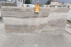 Lieferung geschliffene Unmaßplatten 2 cm aus Natur Marmor ADDA RIVER CL0017. Detail Bild Fotos 