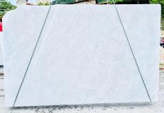 Lieferung rohe Unmaßplatten 2 cm aus Natur Marmor BIANCO CARRARA C D210930. Detail Bild Fotos 