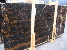 Lieferung polierte Unmaßplatten 2 cm aus Natur Marmor BLACK AND GOLD E-41106. Detail Bild Fotos 