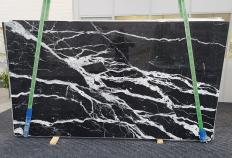 Lieferung polierte Unmaßplatten 1.2 cm aus Natur Marmor CALACATTA BLACK 1517. Detail Bild Fotos 