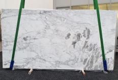 Lieferung polierte Unmaßplatten 2 cm aus Natur Marmor CALACATTA VAGLI VENA FINA #1374. Detail Bild Fotos 