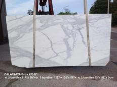 Lieferung geschliffene Unmaßplatten 0.8 cm aus Natur Marmor CALACATTA 2257. Detail Bild Fotos 