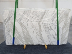 Lieferung polierte Unmaßplatten 0.8 cm aus Natur Marmor CALACATTA 1228. Detail Bild Fotos 