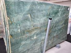 Lieferung polierte Unmaßplatten 2 cm aus Natur Quarzit EMERALD GREEN C0716. Detail Bild Fotos 