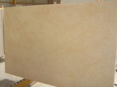 Lieferung geschliffene Unmaßplatten 2 cm aus Natur Kalkstein HALILA GOLD JS5551 J_07066. Detail Bild Fotos 