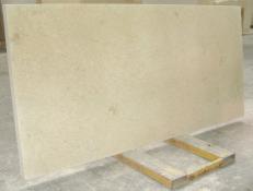 Lieferung geschliffene Unmaßplatten 2 cm aus Natur Kalkstein JERUSALEM BEIGE JS1811 J-07148. Detail Bild Fotos 