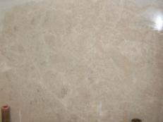 Lieferung geschliffene Unmaßplatten 2 cm aus Natur Kalkstein LUBNA JS1841 J_07061. Detail Bild Fotos 