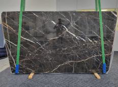 Lieferung polierte Unmaßplatten 2 cm aus Natur Marmor NEW SAINT LAURENT 1682. Detail Bild Fotos 