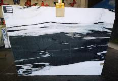 Lieferung polierte Unmaßplatten 0.7 cm aus Natur Marmor PANDA UL0083. Detail Bild Fotos 