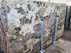 Lieferung polierte Unmaßplatten 2 cm aus Natur Granit PATAGONIA C0294. Detail Bild Fotos 