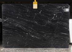 Lieferung polierte Unmaßplatten 2 cm aus Natur Granit SPLENDID BLACK TL0102. Detail Bild Fotos 