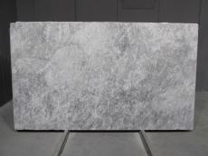 Lieferung geschliffene Unmaßplatten 2 cm aus Natur Marmor TUNDRA GREY 1725M. Detail Bild Fotos 