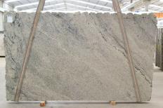 Lieferung polierte Unmaßplatten 3 cm aus Natur Granit WHITE KASHMIR 0102. Detail Bild Fotos 