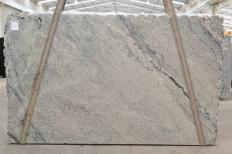 Lieferung polierte Unmaßplatten 3 cm aus Natur Granit WHITE KASHMIR 0102. Detail Bild Fotos 
