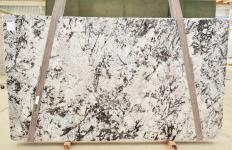 Lieferung polierte Unmaßplatten 3 cm aus Natur Granit WHITE PERSIAN 2554. Detail Bild Fotos 