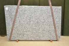 Lieferung polierte Unmaßplatten 3 cm aus Natur Granit WHITE PRIMATA 2610. Detail Bild Fotos 